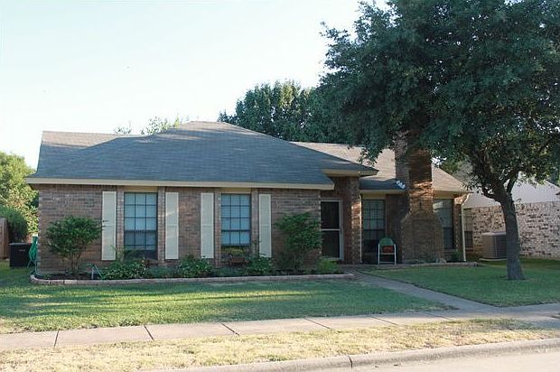 1st image of 4427 Santa Cruz Ln
