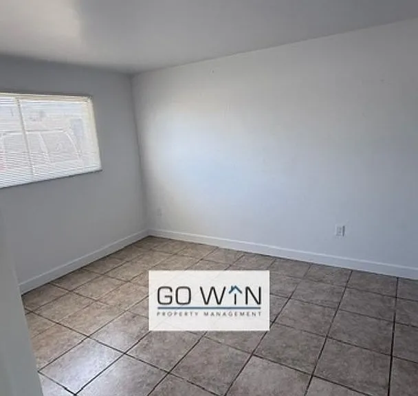 62 W Southern Ave — Photo 8
