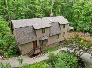 271 Snowshoe Rd, Acme, PA 15610