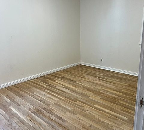 3rd image of 5621 Cazadero Way