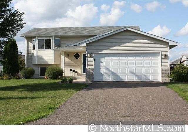 Home for Sale in Albertville, MN $178,000