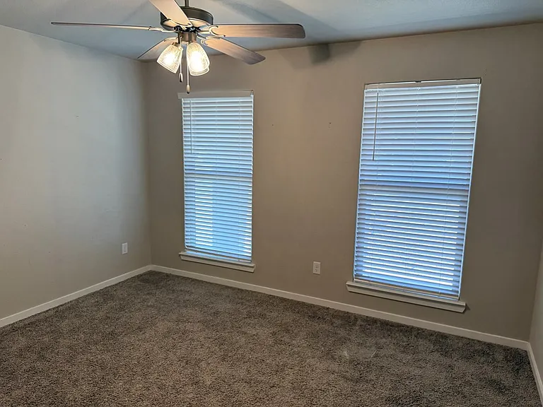 6500 Ranch Ave — Photo 21