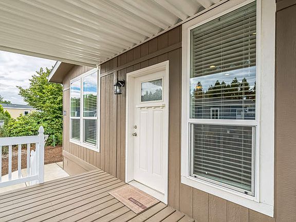 4th image of 2200 Lancaster Dr SE #18B