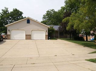 4031 Ivanrest Ave SW, Grandville, MI 49418