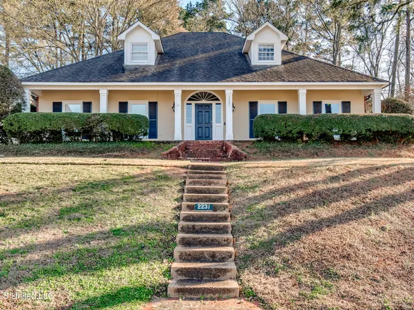 2231 Sheffield Dr, Jackson, MS 39211