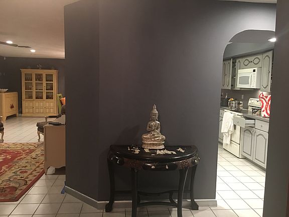 3rd image of 1455 N Mangonia Cir
