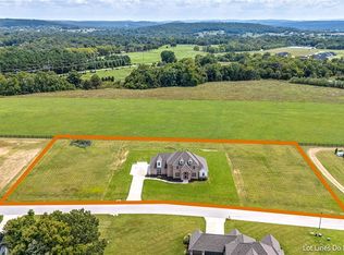 949 River Hollow Rd, Fayetteville, AR 72703