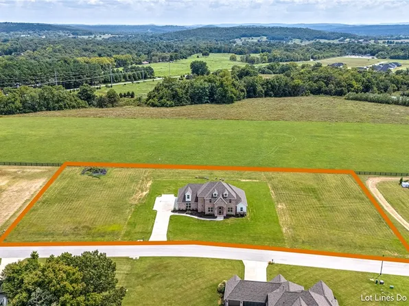 949 River Hollow Rd, Fayetteville, AR 72703