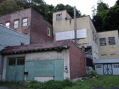 1st image of 528 W Arch St