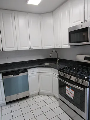 Rented by City & Suburban | media 4