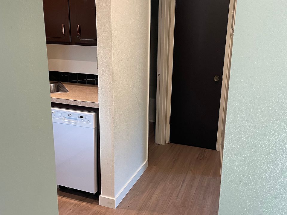 The Village Apartments 3310 Alderwood Ave Bellingham WA Zillow