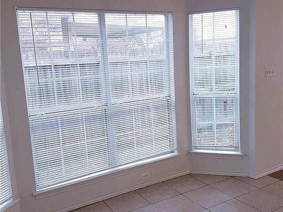 5th image of 1133 Reitz Dr