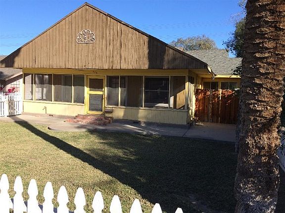 2nd image of 628 Desert Gardens Dr