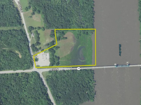 104 N Florence Rd, Pittsfield, IL 62363