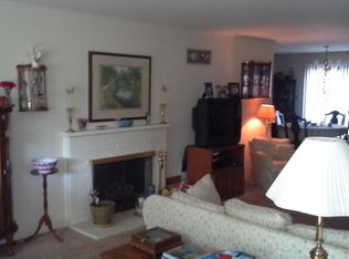 216 Los Ranchitos Rd, San Rafael, CA 94903