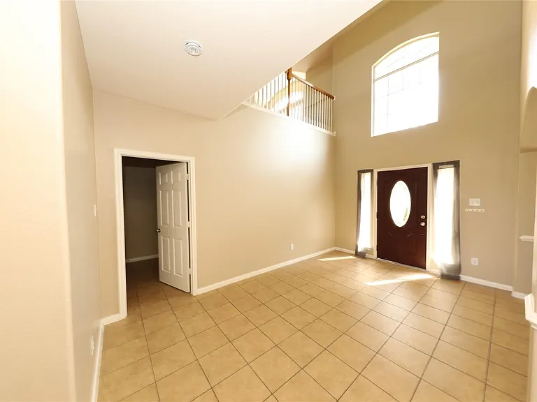 2311 Diamond Springs Dr — Photo 18