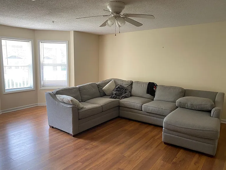 1850 Cedar Shoals Dr #D2 — Photo 5