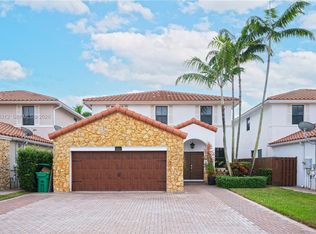 9866 NW 10th St, Miami, FL 33172