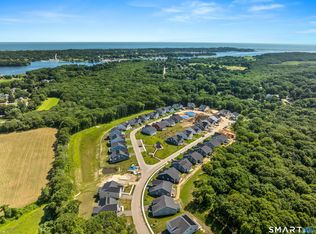 7 Summertime Cir, Pawcatuck, CT 06379