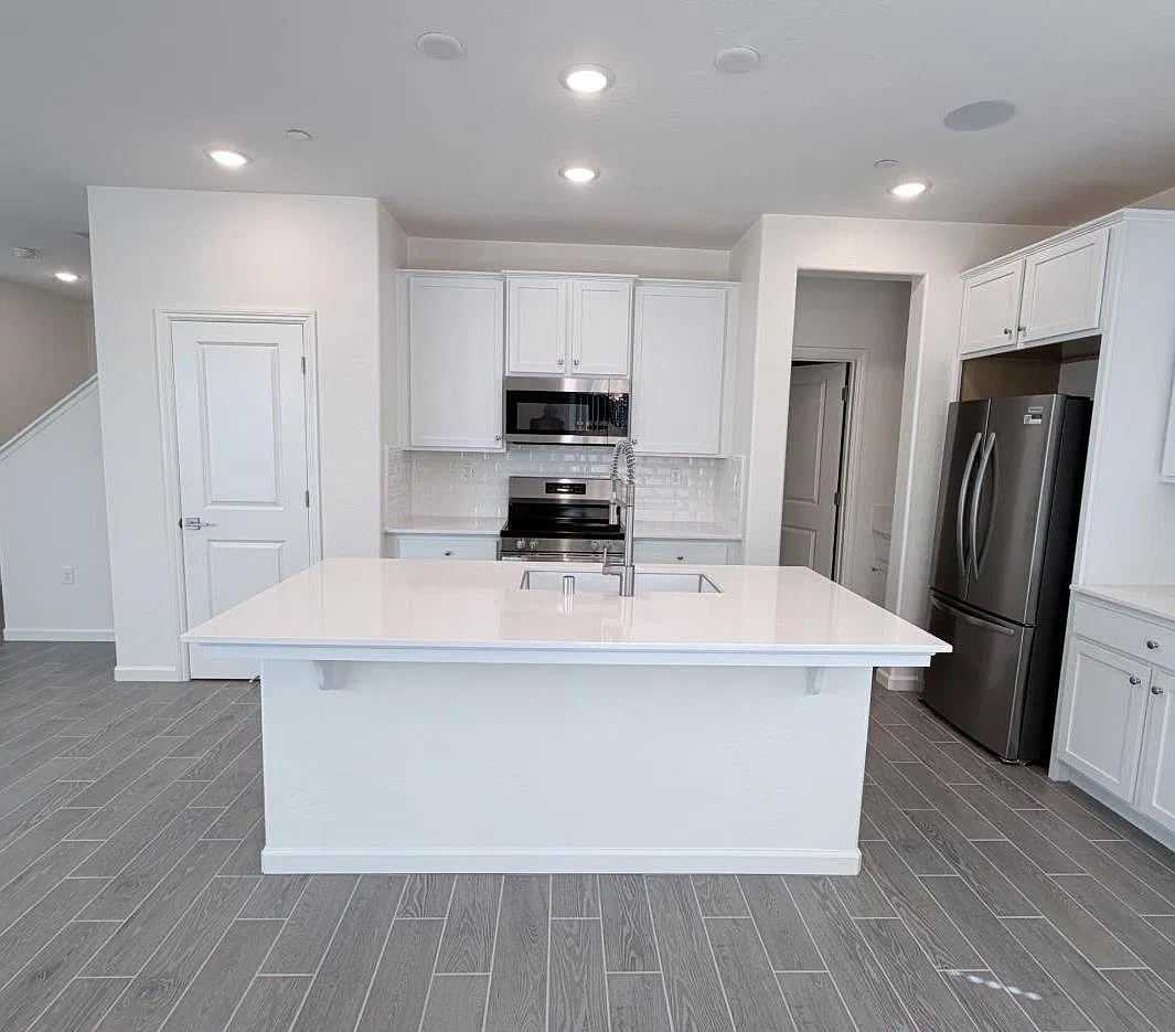 3 bed, 1640 sqft, $2,550 — Photo 3