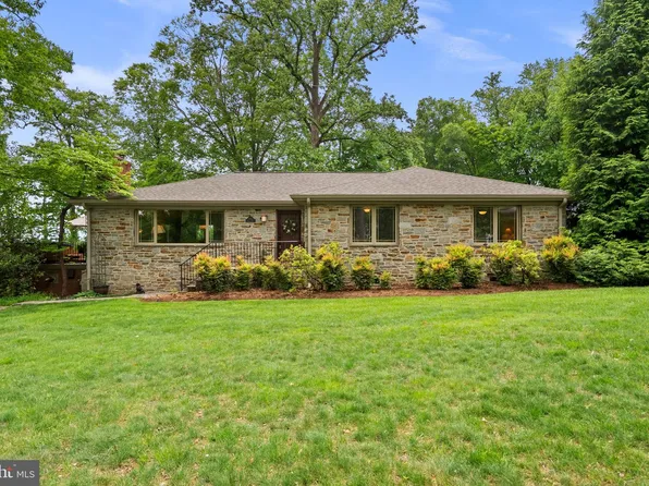 2984 Normandy Dr, Ellicott City, MD 21043