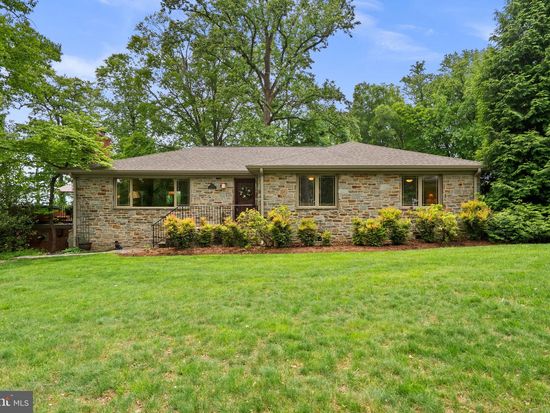 2984 Normandy Dr, Ellicott City, MD 21043