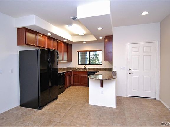 3rd image of 3340 Landon Dr W Unit 2-104