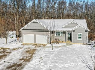 1164 Hawkins Ct, Kalamazoo, MI 49009