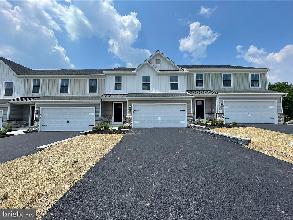 1st image of 3110 Eisenhower Dr #185