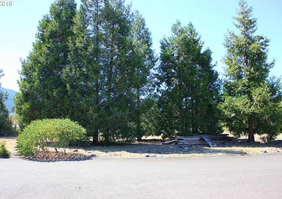 1st image of Christel Ln