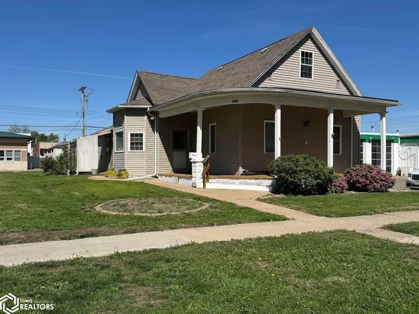 115 Swan St, West Burlington, IA 52655