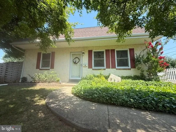 331 E Woodlyn Cir, Woodlyn, PA 19094