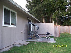 3rd image of 3420 Eagle Dr NE