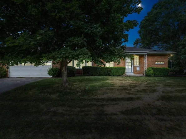 703 Peashway St, South Bend, IN 46617