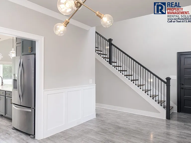 3527 Pershing Dr — Photo 12