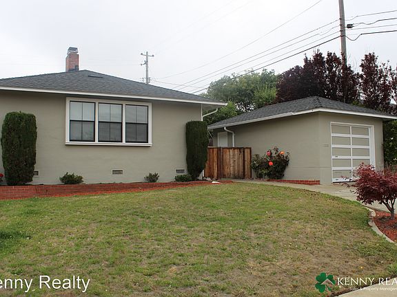 2nd image of 15 Jacinto Ln