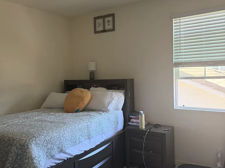 27737 Heritage Ln — Photo 1