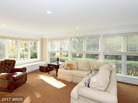 3rd image of 9806 E Bexhill Dr