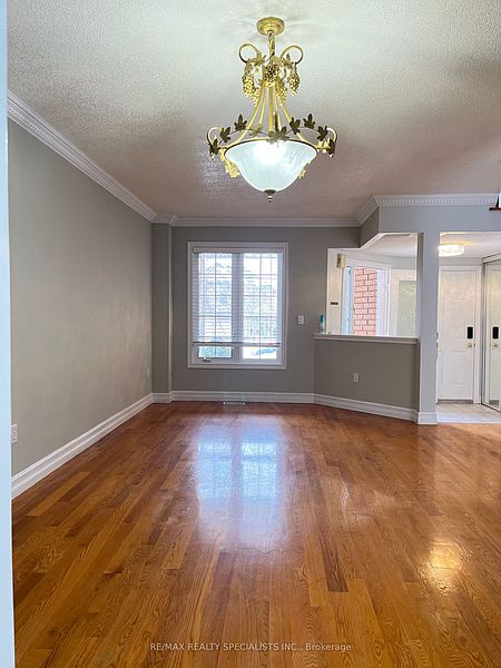 Mississauga House for rent - 3 Bedrooms — photo 5