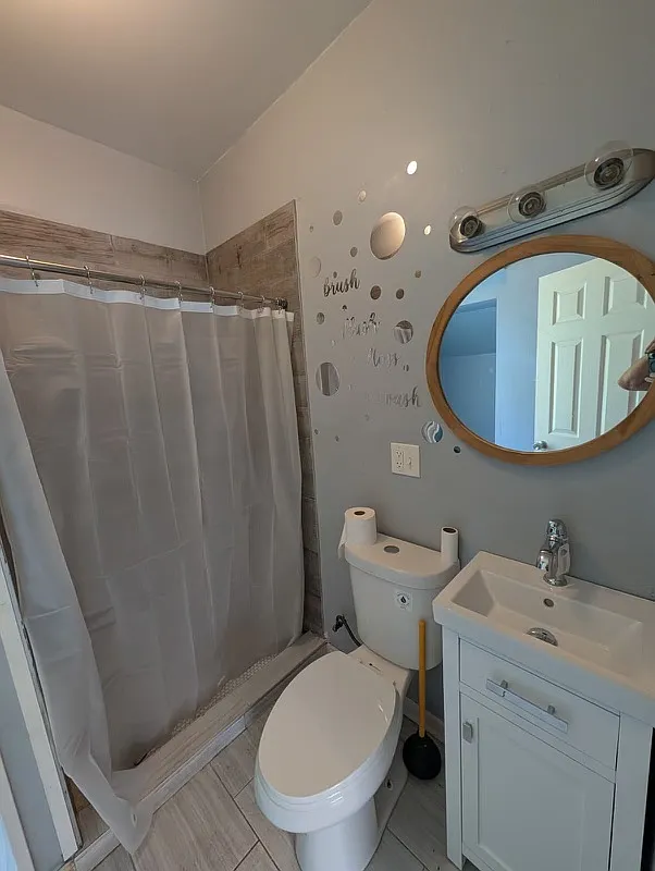 2 bed, 1000 sqft, $1,300 — Photo 4
