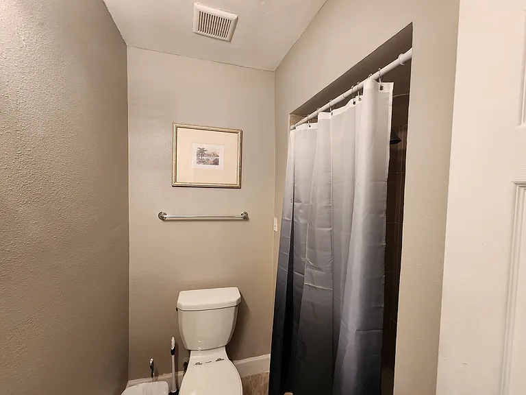 8212 N Dakota Ave — Photo 15