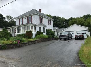 28 Lakeview St, Lincoln, ME 04457