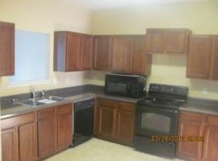 2713 Valley Green Dr, Gainesville, GA 30504