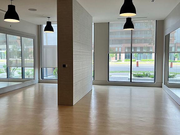 3rd image of 2545 Simcoe St N #925
