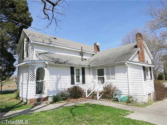 2nd image of 1518 Waughtown St