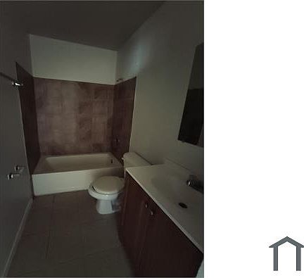 4th image of 5632 Saluki Dr #B