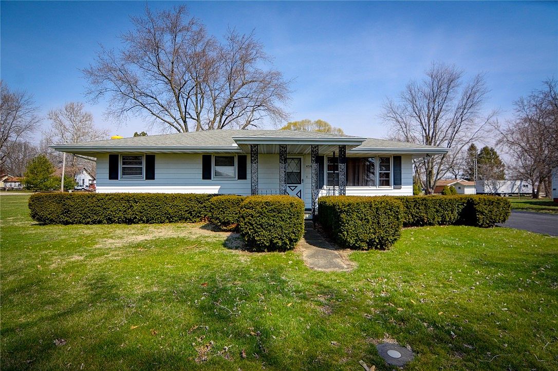 454 E North St, Niantic, IL 62551 Zillow