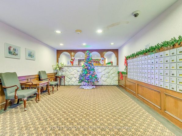 3555 Derry Rd E #612, Mississauga, ON L4T 1B2