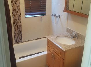 202 N Leclaire Ave #2, Chicago, IL 60644