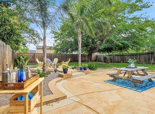 2860 Laguna St, Concord, CA 94518